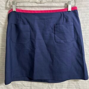 NWT Womens H&M Navy Blue Short Skirt with Pink Waist Detail and Pockets Size 6